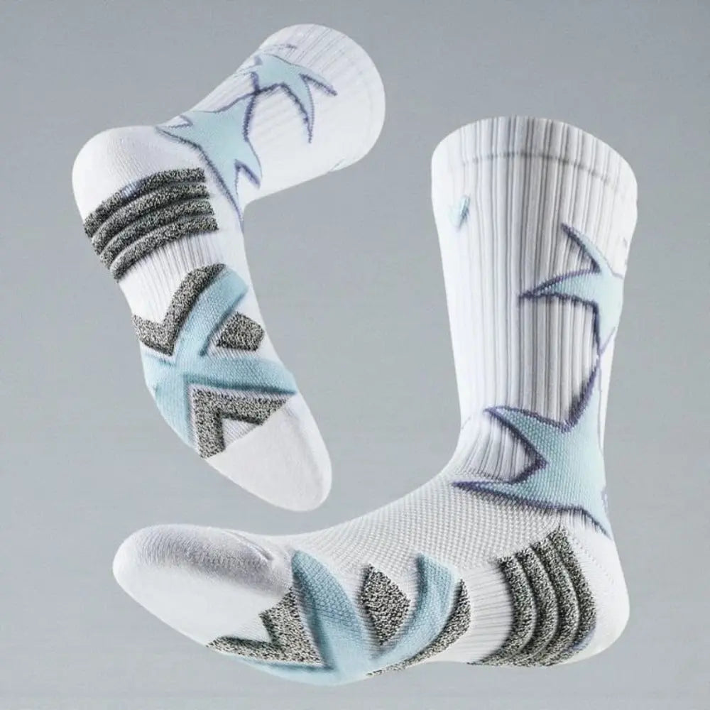 Chaussette basketball blanche et bleu clair avec renfort de cheville.