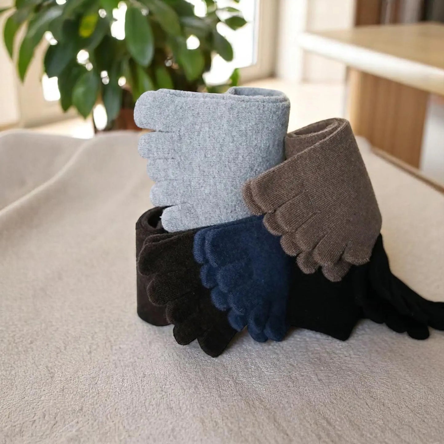 Lot de chaussettes d’hiver à doigts pour homme – couleurs sobres : noir, gris, bleu, marron.