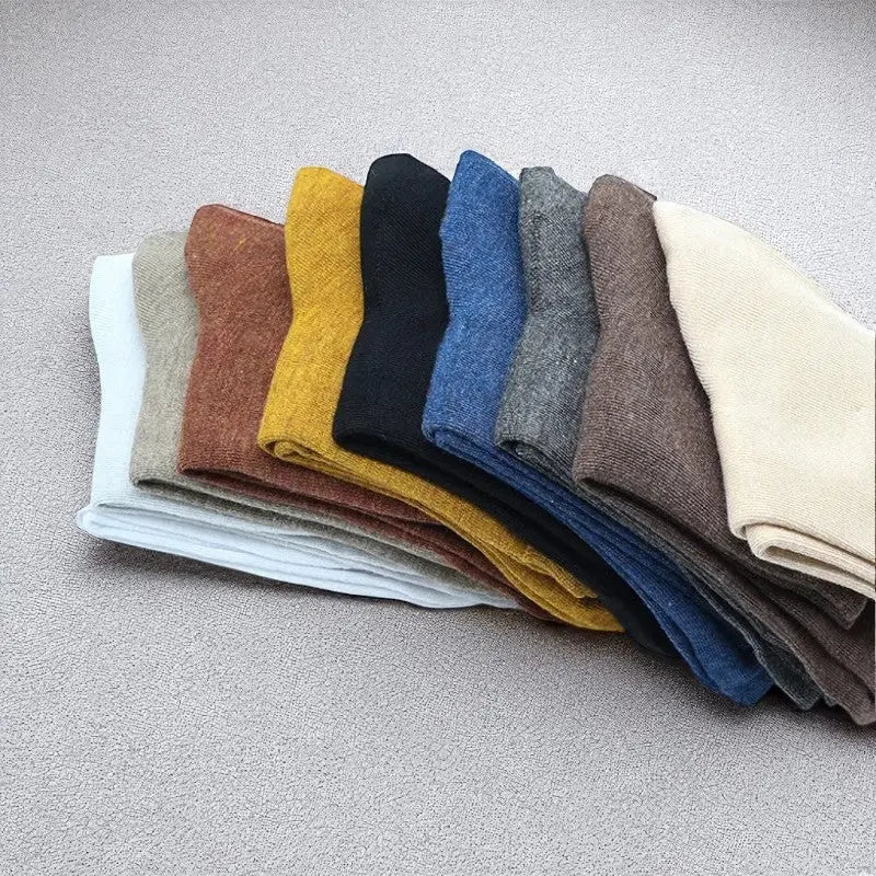Détail de chaussettes femme en bambou, fibres respirantes et confort optimal.