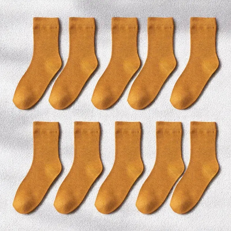 Lot coloré de chaussettes bambou jaune moutarde pour femme, douce et originale.