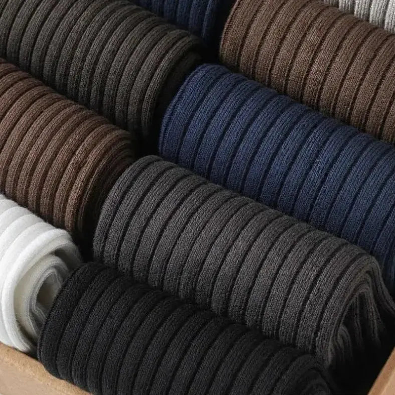 Chaussettes coton homme avec texture côtelée douce et respirante pour un confort optimal.