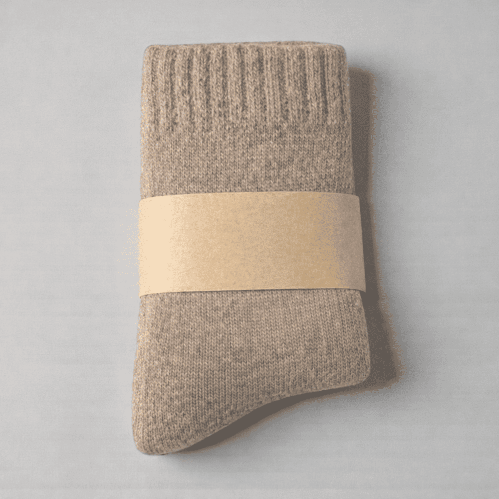 Chaussette laine enfant beige naturelle et agréable à porter.