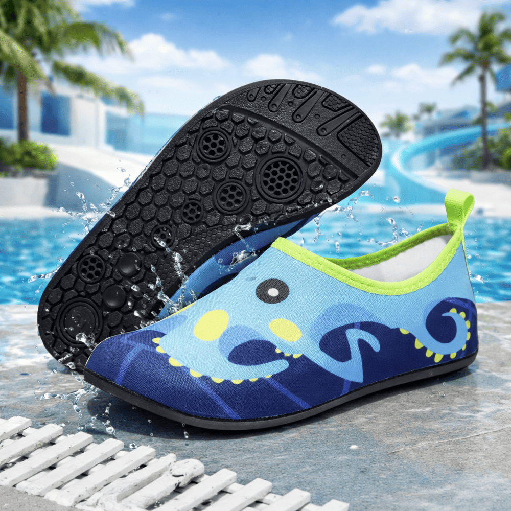 Chaussette piscine enfant avec motif animal marin, légère et confortable pour les activités aquatiques.