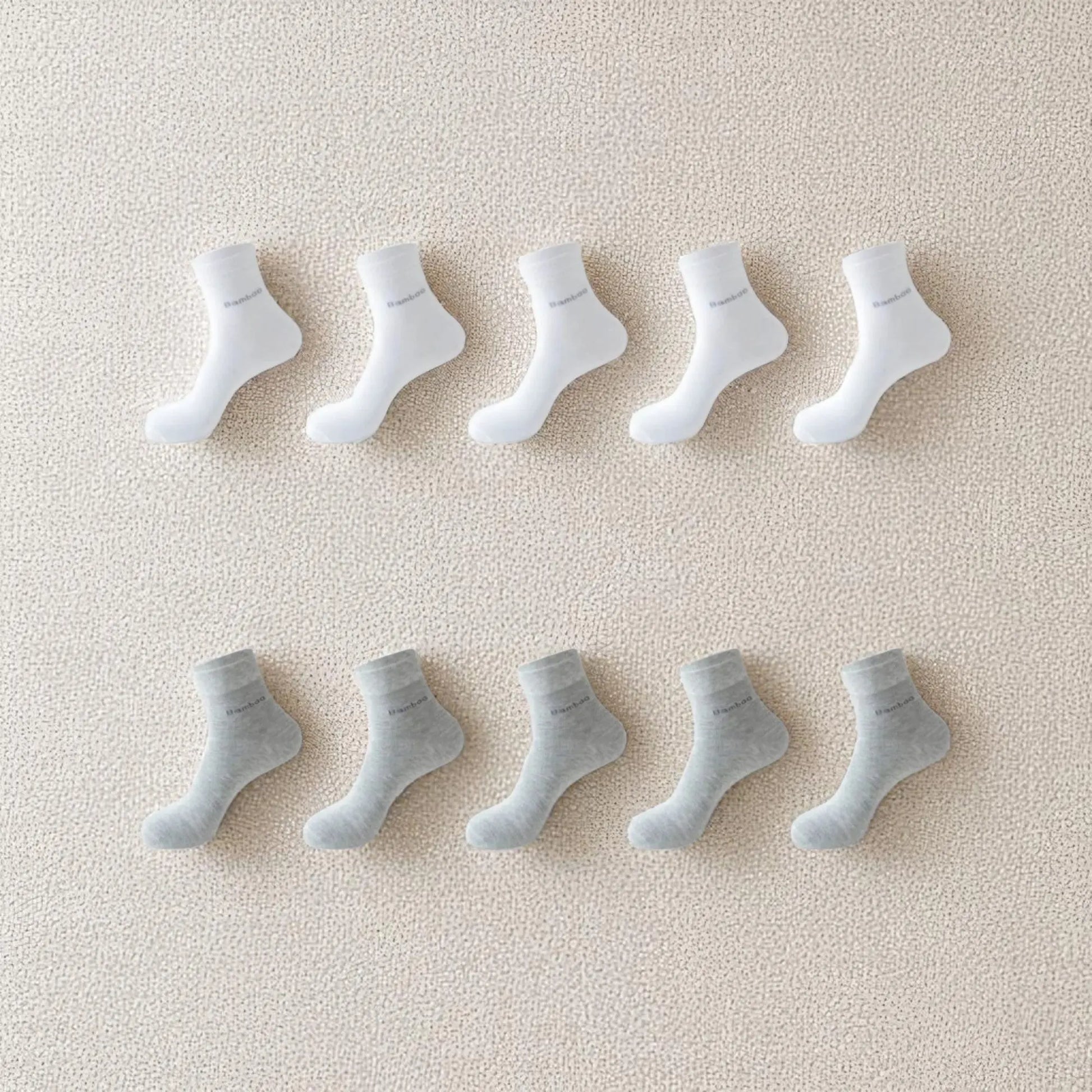 Pack chaussettes bambou blanc et gris clair pour homme, idéales pour un confort optimal.