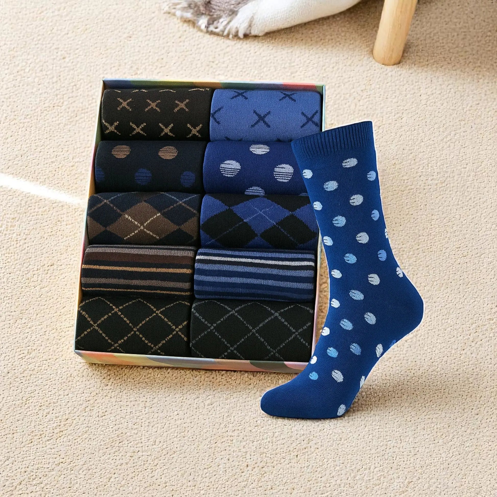 Offrez à vos pieds un confort élégant avec nos chaussettes en bambou aux motifs raffinés.