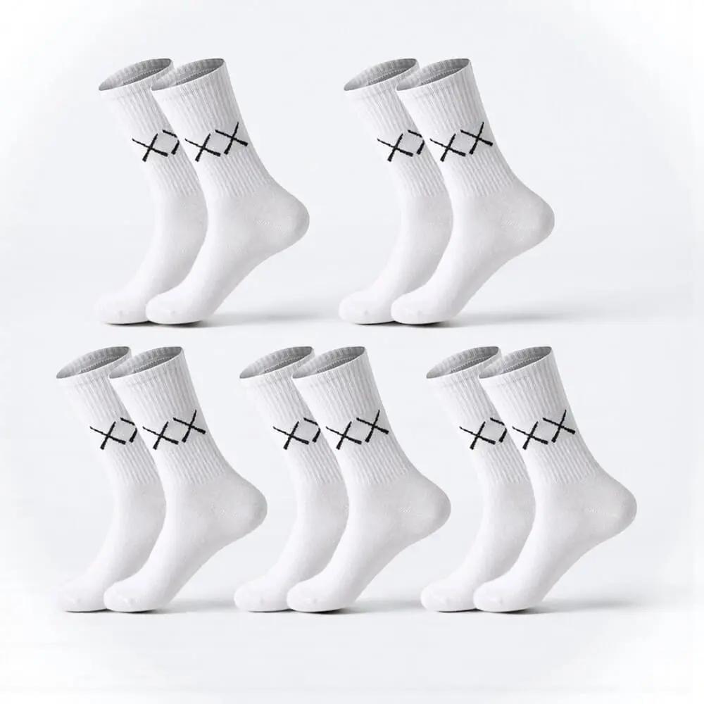 Chaussettes blanches homme en lot de 5 paires avec logo XX, confortables et respirantes pour un usage quotidien.
