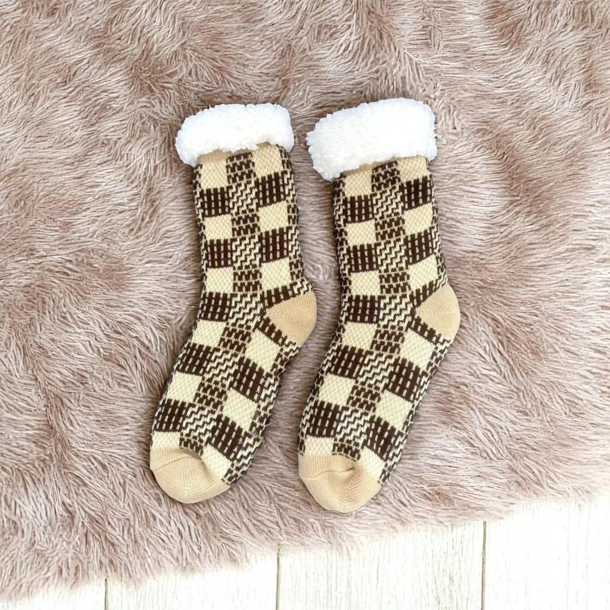 Chaussettes chaudes homme à carreaux beiges avec doublure en polaire.
