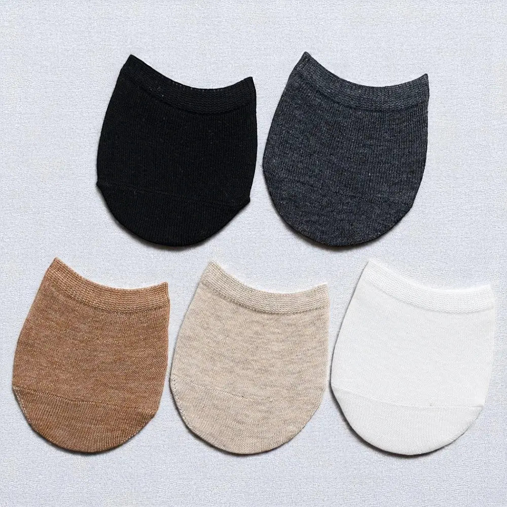 Présentation de chaussettes invisibles demi-pied en noir, gris foncé, marron, beige et blanc.