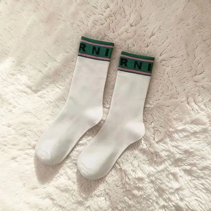 Chaussettes femme coton blanches avec bande verte et rose Marni.