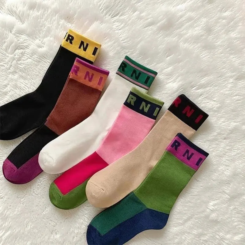 Lot de chaussettes femme coton colorées style Marni.