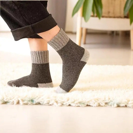 Chaussettes d’hiver pour homme avec revers contrasté.