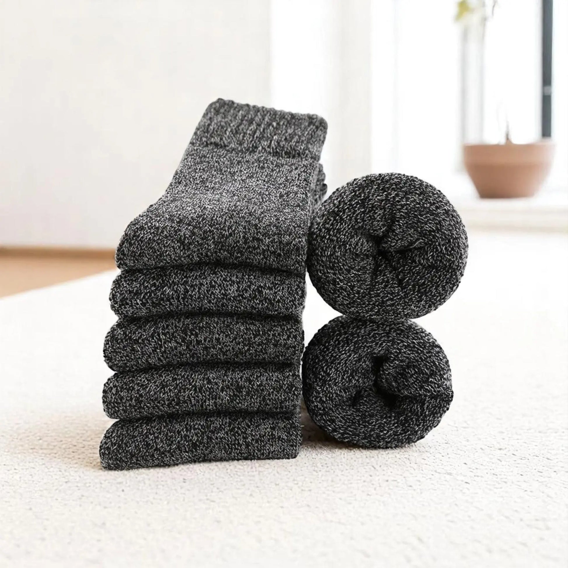 Chaussettes homme laine couleur noire douceur et isolation.