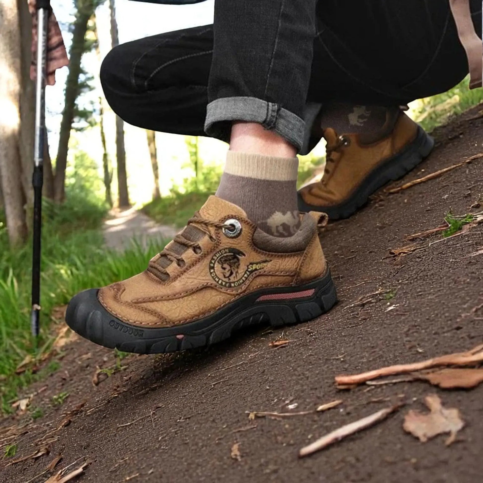 Chaussettes en laine pour homme avec motif animal, idéales pour les randonnées et les balades en extérieur.