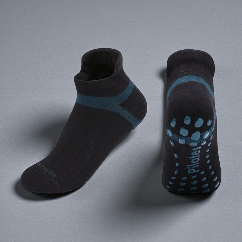 Chaussettes Pilates noir et bleu antidérapantes pour femmes, modèle Les Stabilisantes.