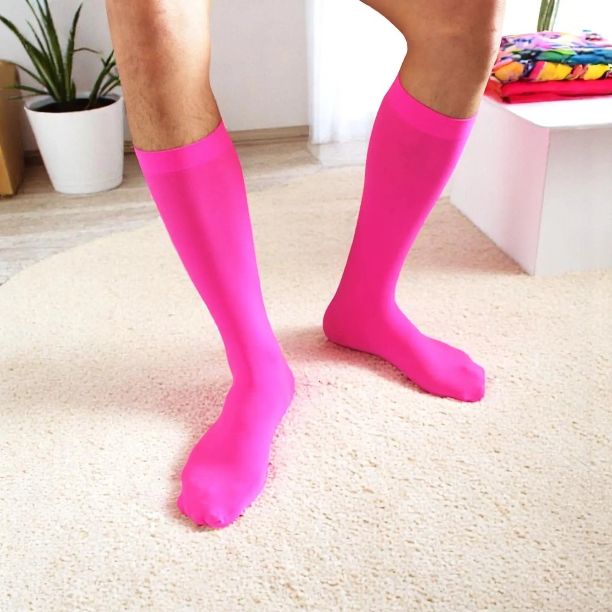 Mi-bas fuchsia homme doux au toucher, sans irritations.