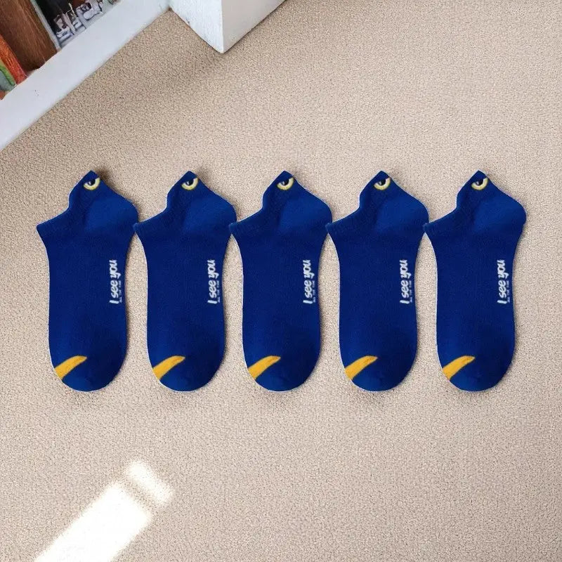 Socquettes bleu nuit pour homme confortables et stylées.