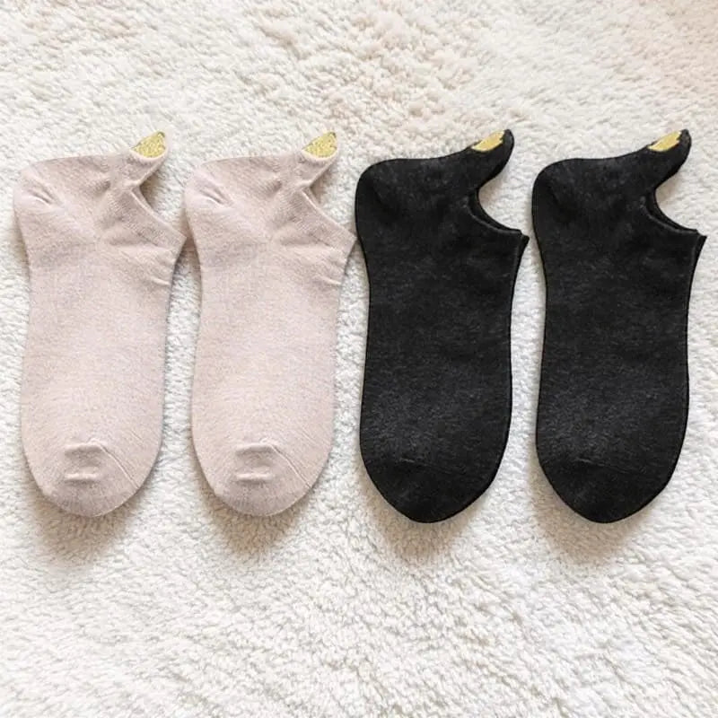 Lot de socquettes femme coloris rose, noir et beige avec languette talon.